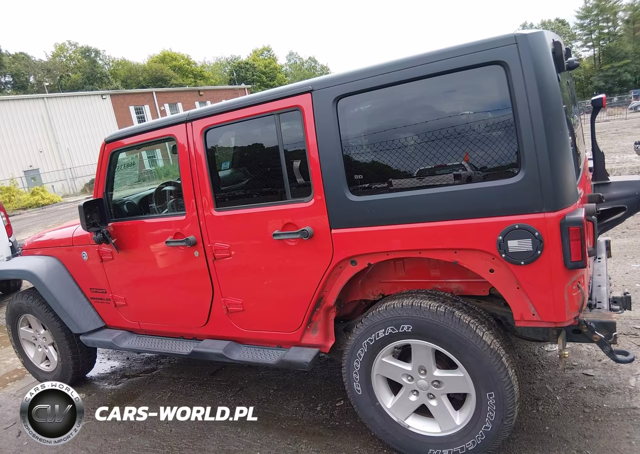 2016 Jeep Wrangler Unlimited Sport VIN:1C4BJWDG2GL303046 - 13