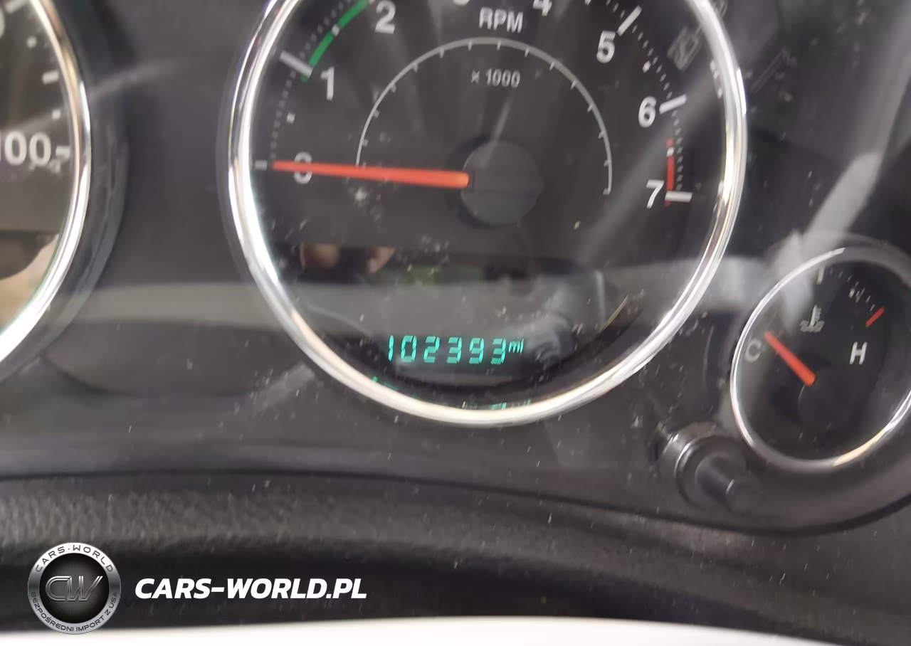 2016 Jeep Wrangler Unlimited Sport VIN:1C4BJWDG2GL303046 - 14