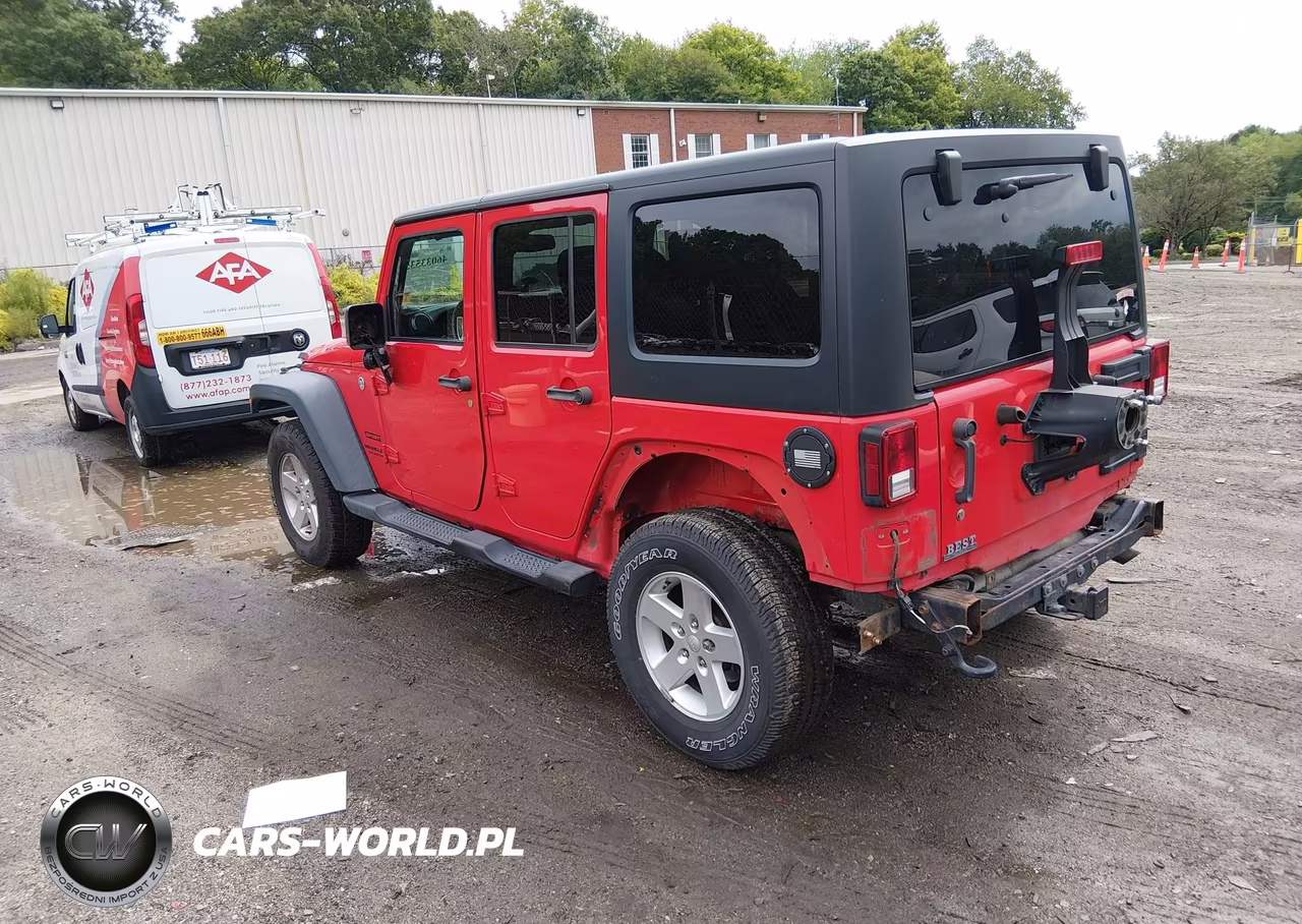 2016 Jeep Wrangler Unlimited Sport VIN:1C4BJWDG2GL303046 - 3