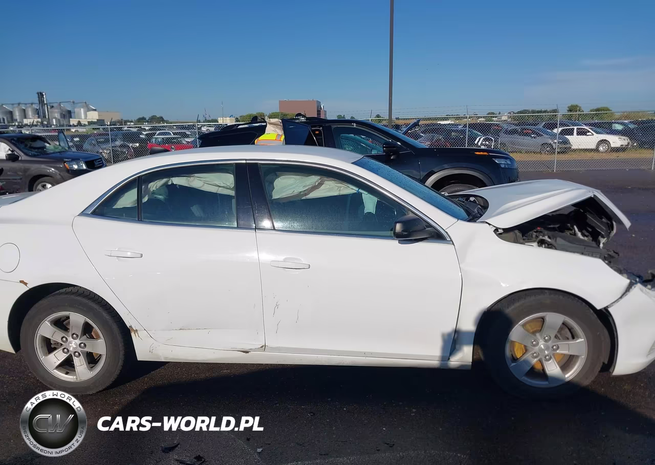 2014 Chevrolet Malibu 1Ls VIN:1G11B5SL6EF135354 - 14
