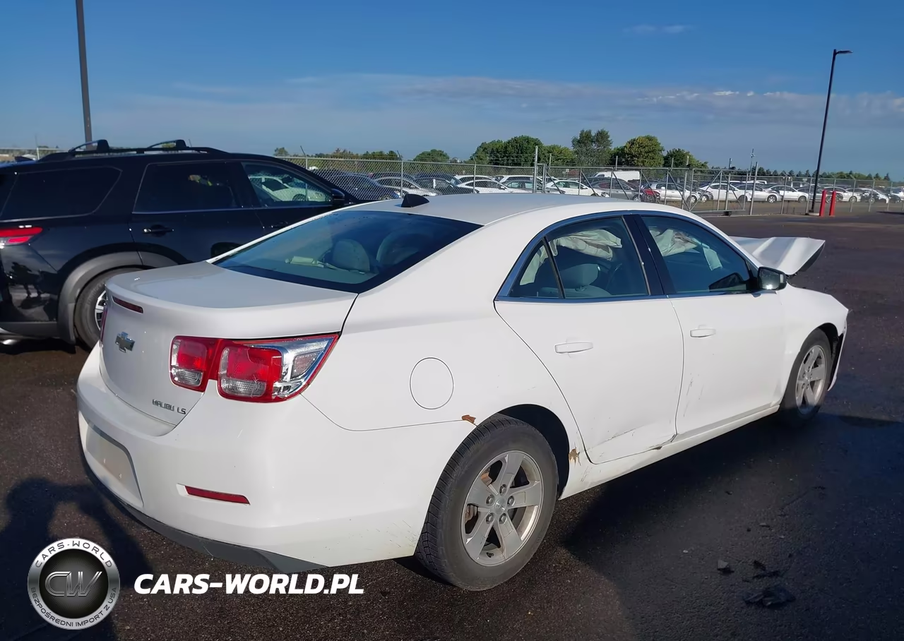 2014 Chevrolet Malibu 1Ls VIN:1G11B5SL6EF135354 - 4