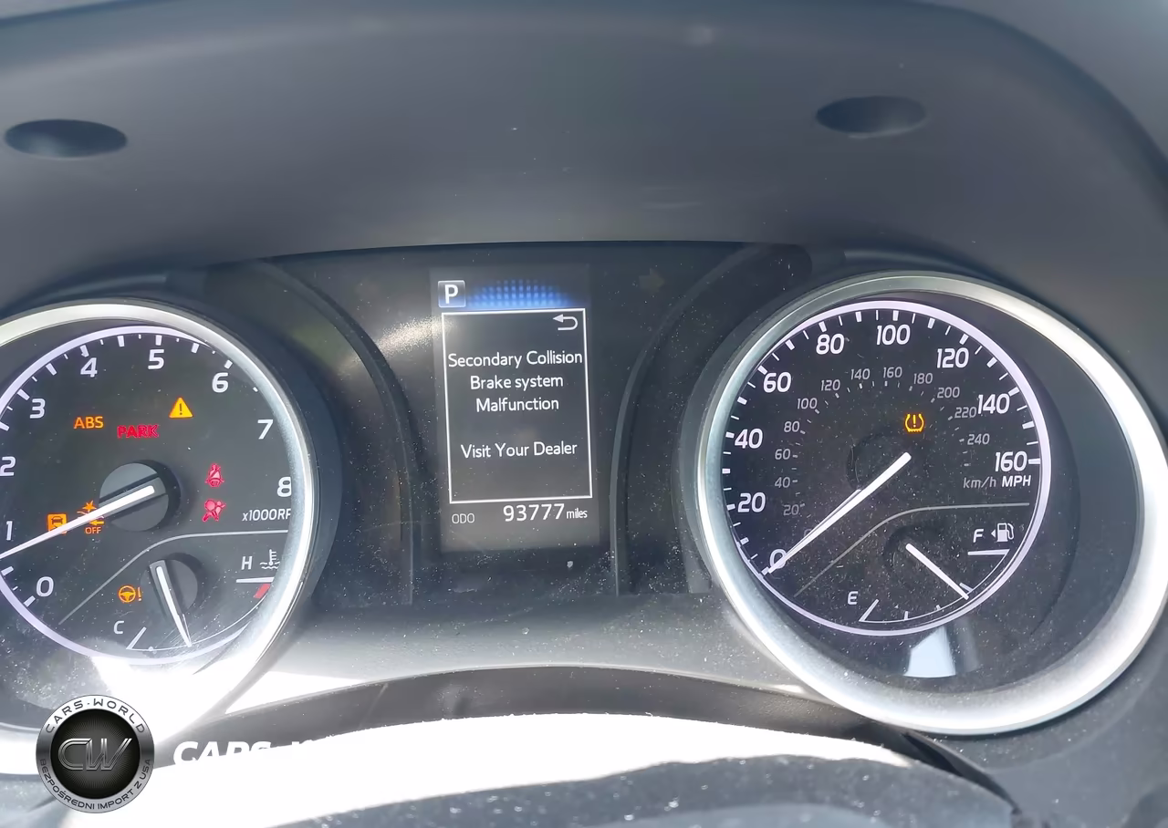 2021 Toyota Camry Le VIN:4T1C11AKXMU471177 - 16
