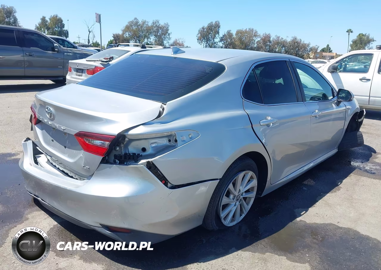 2021 Toyota Camry Le VIN:4T1C11AKXMU471177 - 4