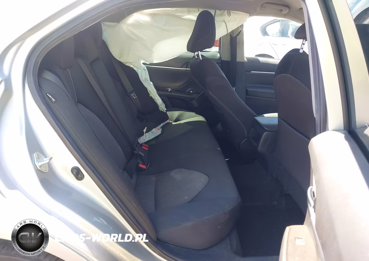 2021 Toyota Camry Le VIN:4T1C11AKXMU471177 - 8