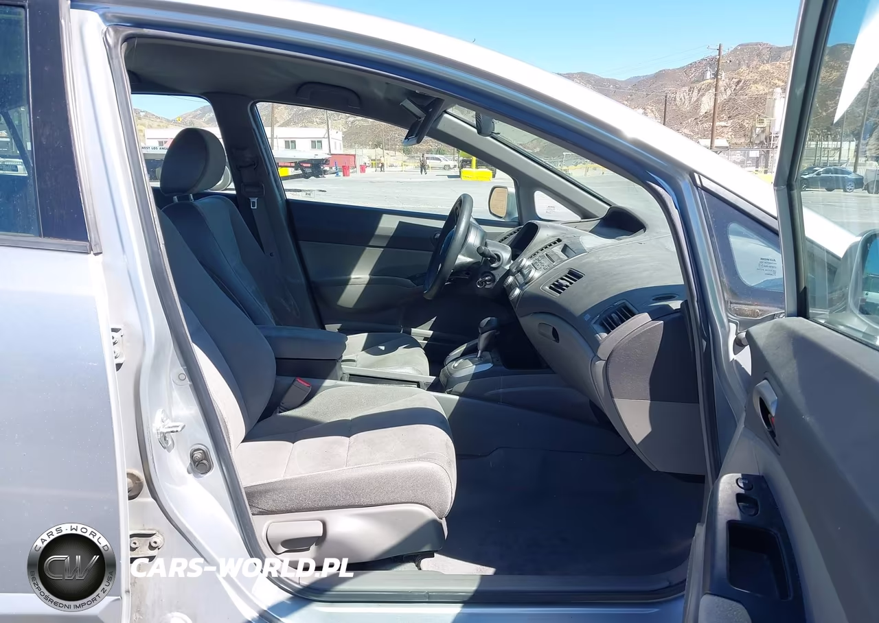 2008 Honda Civic Lx VIN:2HGFA16568H337054 - 5
