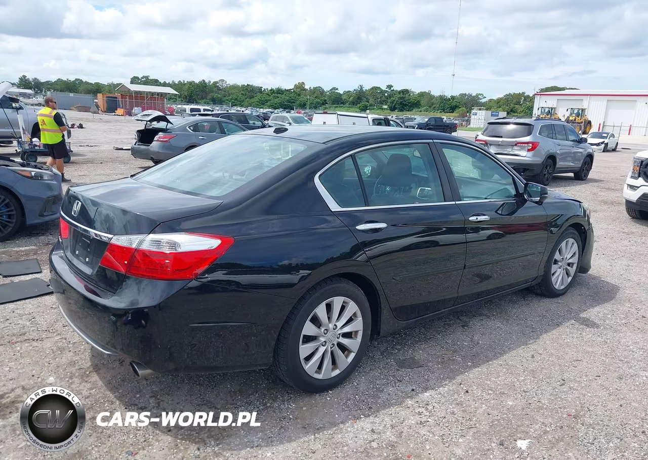 2013 Honda Accord Ex-L VIN:1HGCR2F85DA264666 - 4