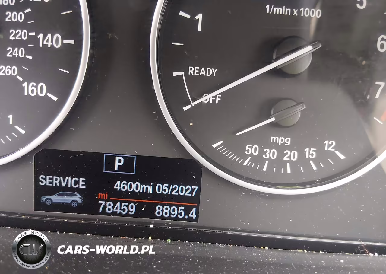 2018 BMW X1 xDrive28I VIN:WBXHT3C32J5L26424 - 15