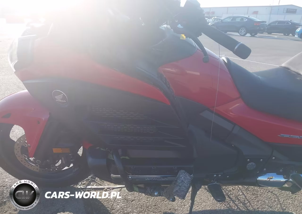 2013 Honda Gl1800 B VIN:JH2SC6847DK001402 - 9