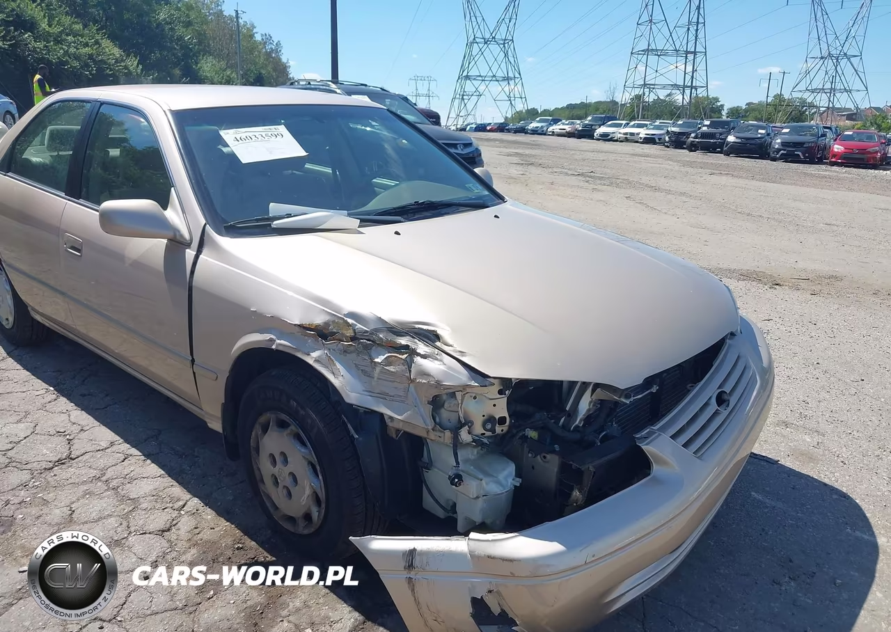 1999 Toyota Camry Le VIN:4T1BG22K4XU426061 - 6
