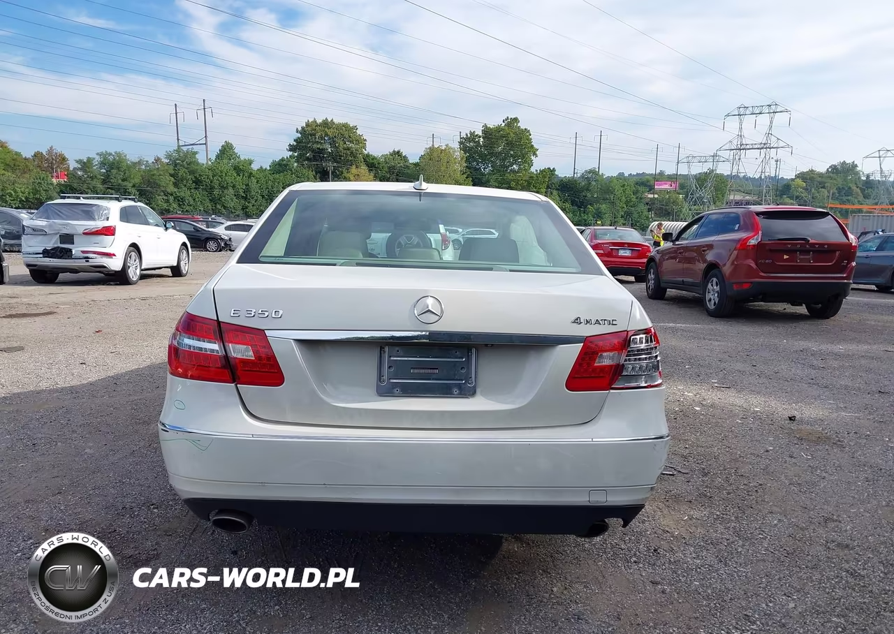2010 Mercedes-Benz E 350 4Matic VIN:WDDHF8HB3AA142818 - 16