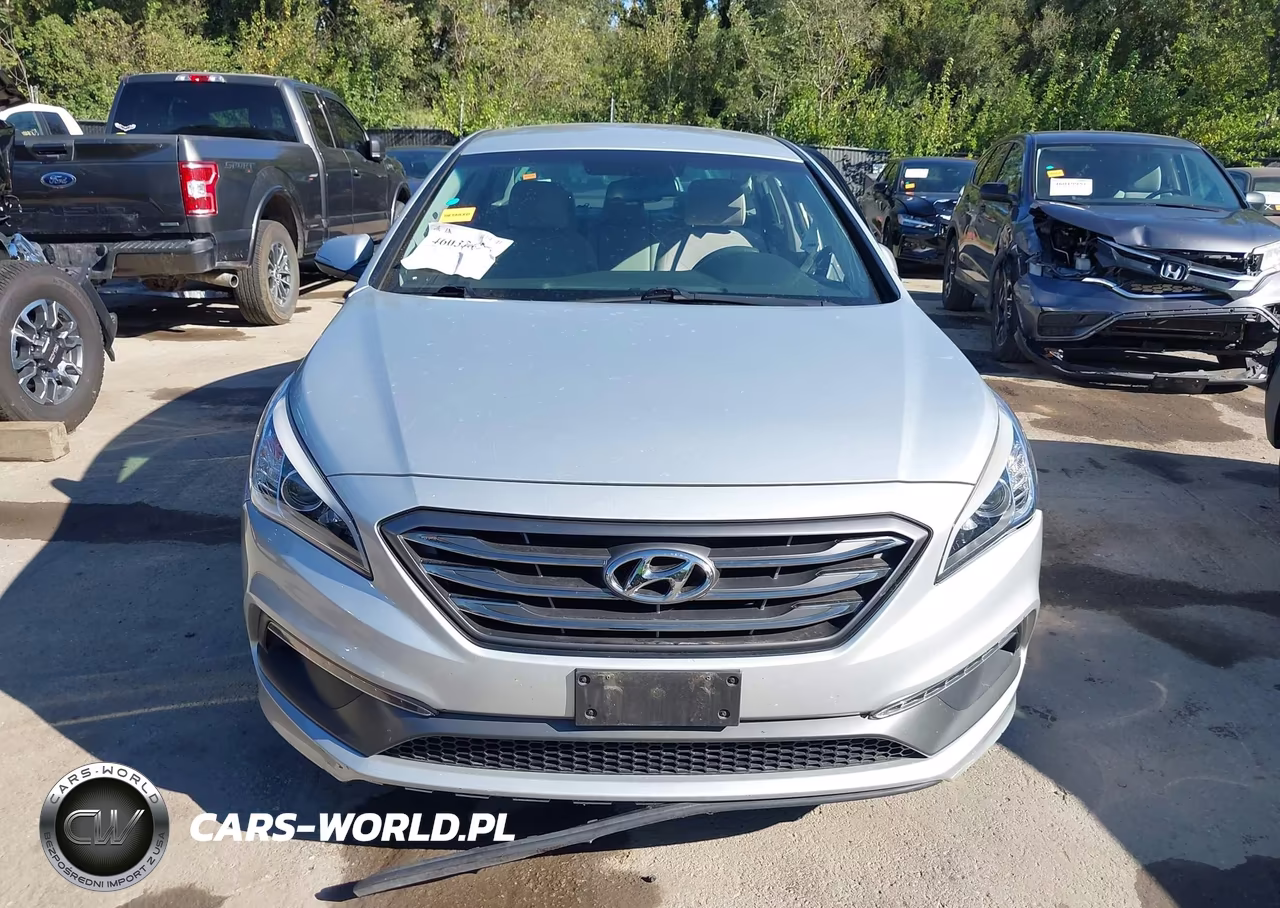 2015 Hyundai Sonata Sport VIN:5NPE34AF0FH133067 - 12