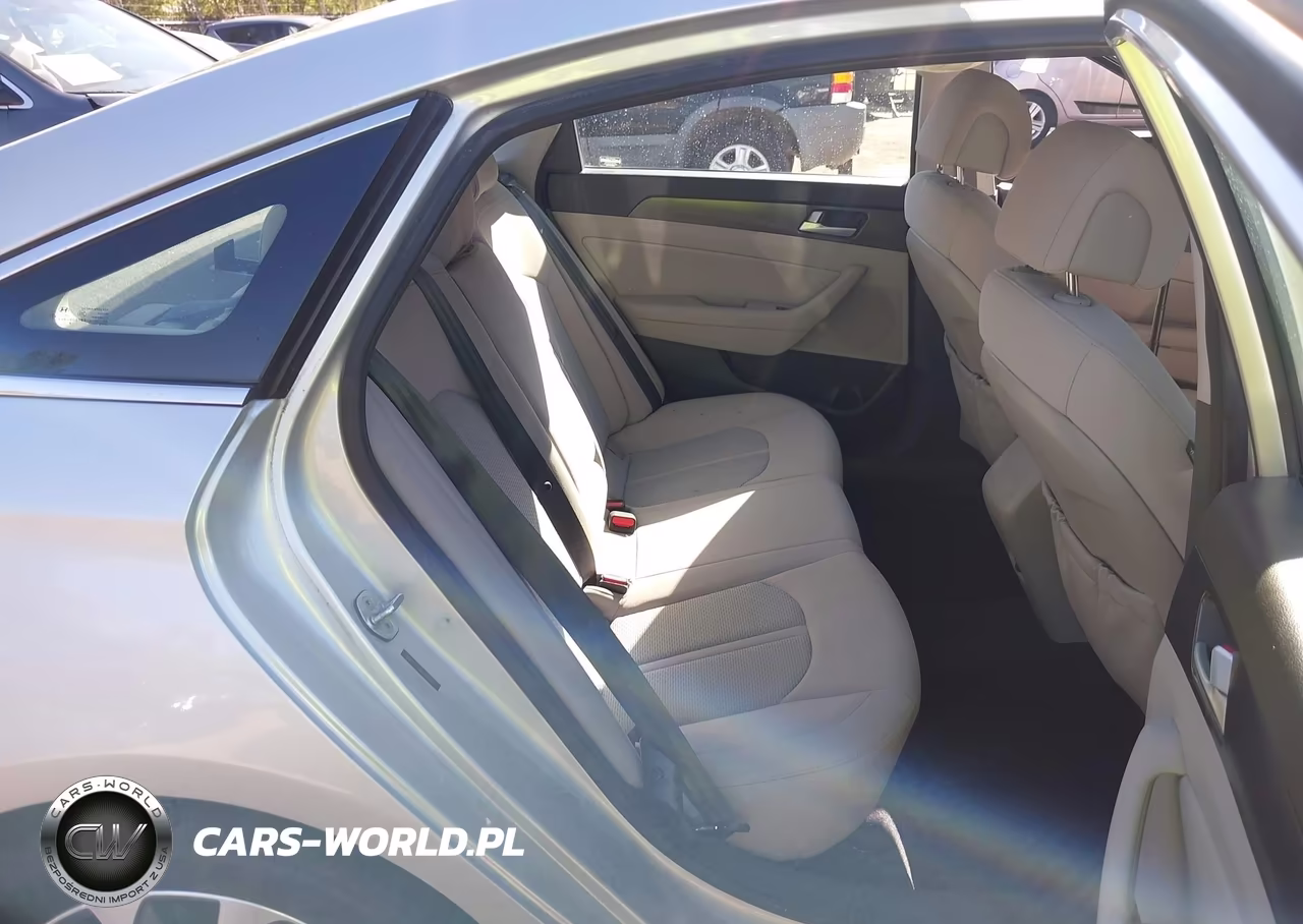 2015 Hyundai Sonata Sport VIN:5NPE34AF0FH133067 - 8