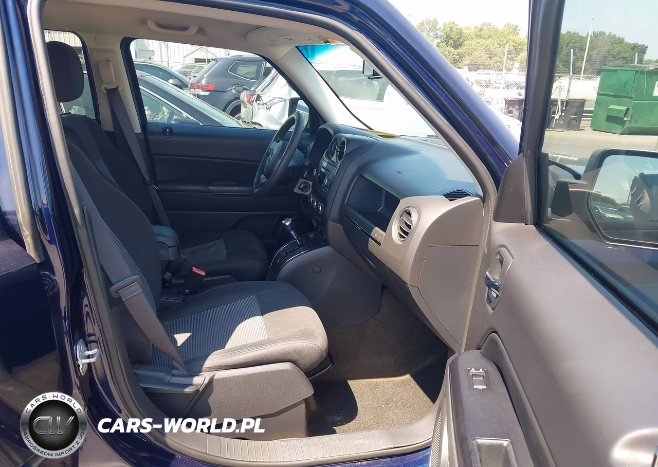2016 Jeep Patriot Sport VIN:1C4NJPBB4GD683852 - 5