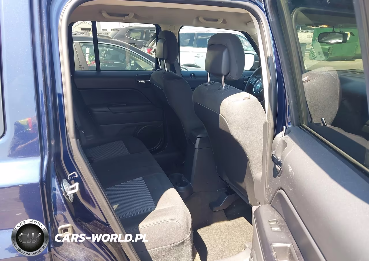 2016 Jeep Patriot Sport VIN:1C4NJPBB4GD683852 - 8