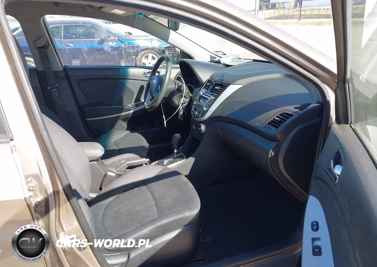 2013 Hyundai Accent Se VIN:KMHCU5AE4DU075447 - 5