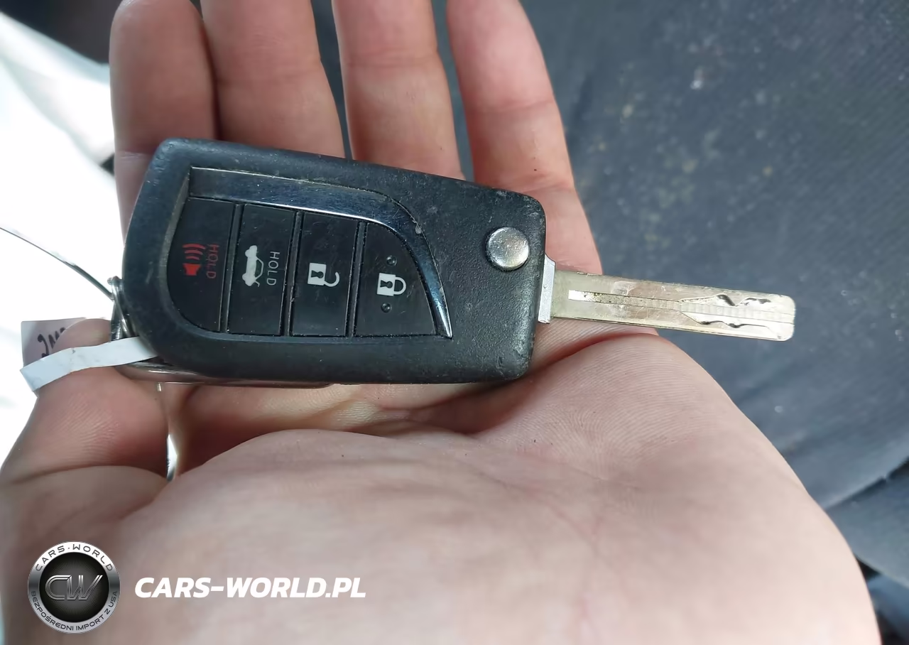 2023 Toyota Corolla Le VIN:5YFB4MDEXPP012196 - 11