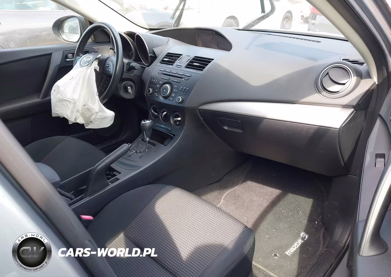 2013 Mazda Mazda3 I Sport VIN:JM1BL1UP2D1740842 - 5