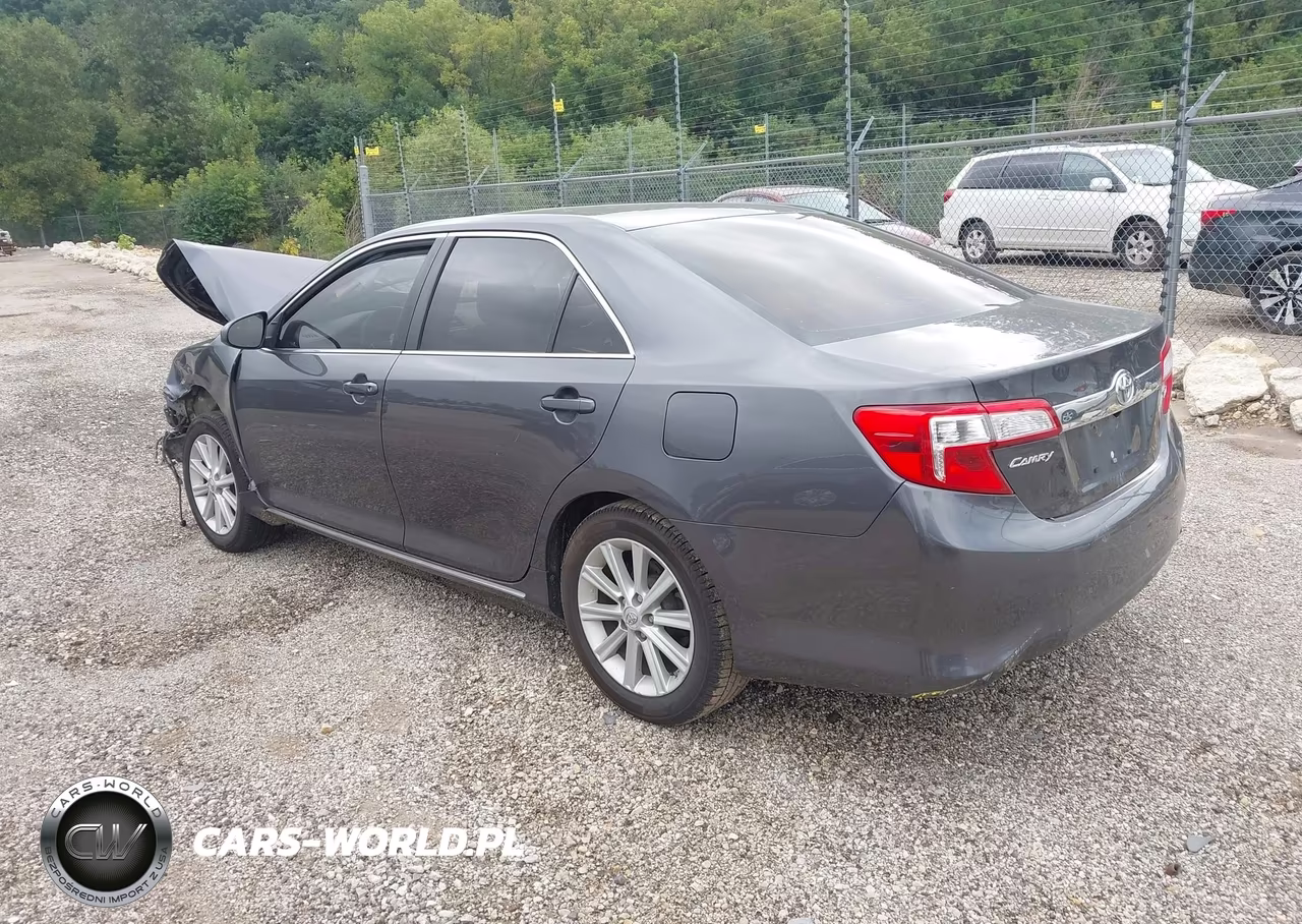 2012 Toyota Camry Xle VIN:4T4BF1FK9CR233475 - 3