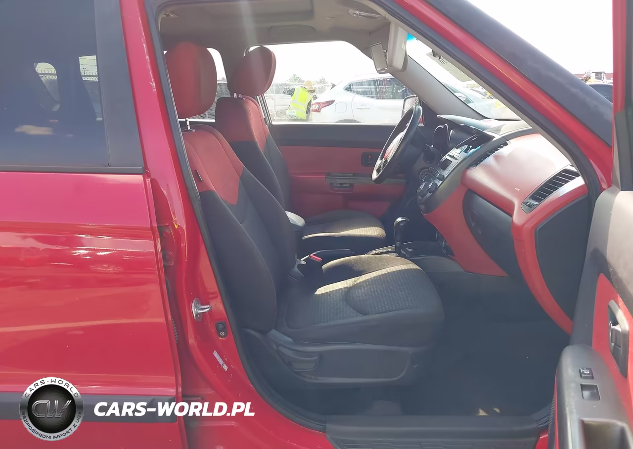 2010 Kia Soul Sport VIN:KNDJT2A25A7046584 - 5