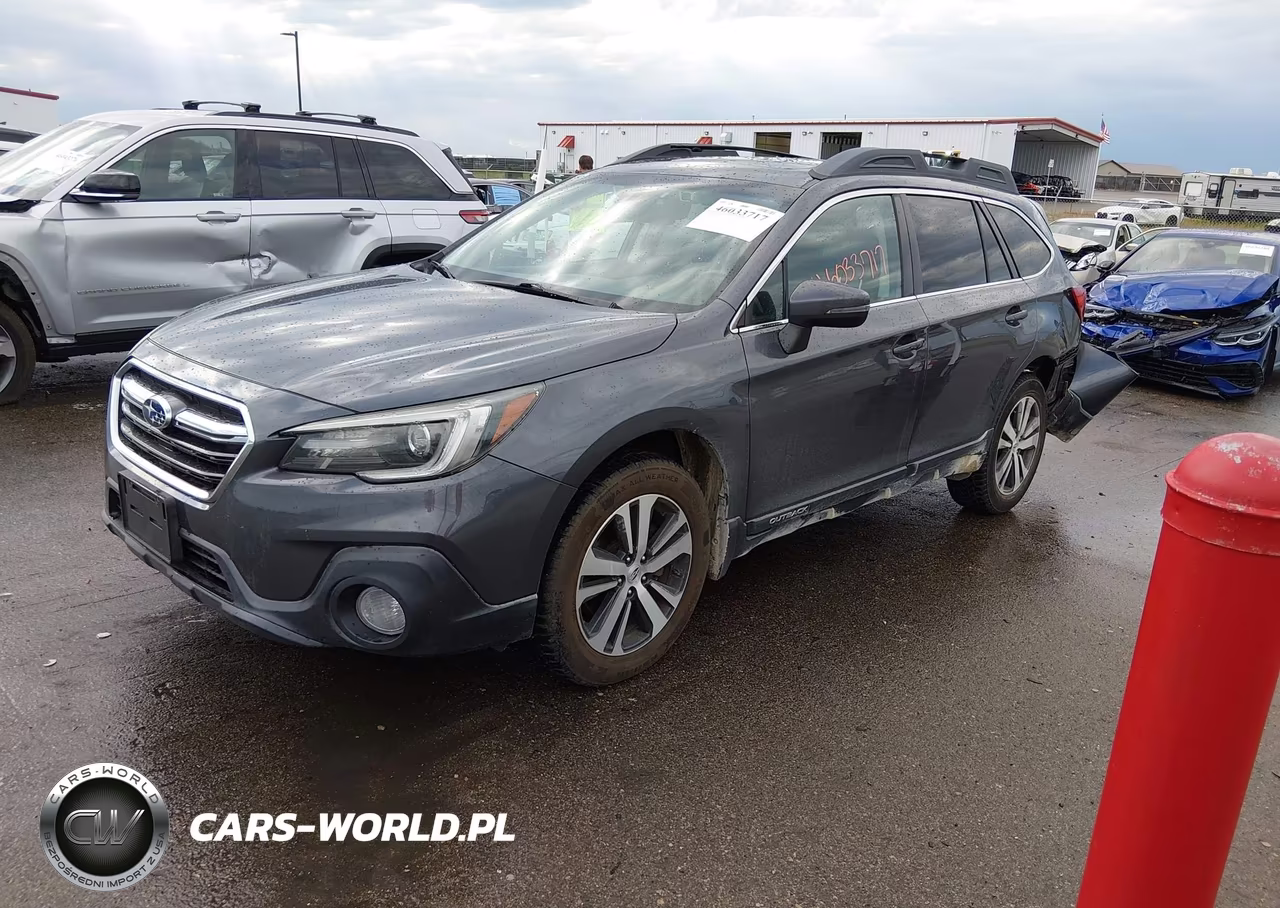 2018 Subaru Outback 3.6R Limited VIN:4S4BSENC0J3370895 - 2