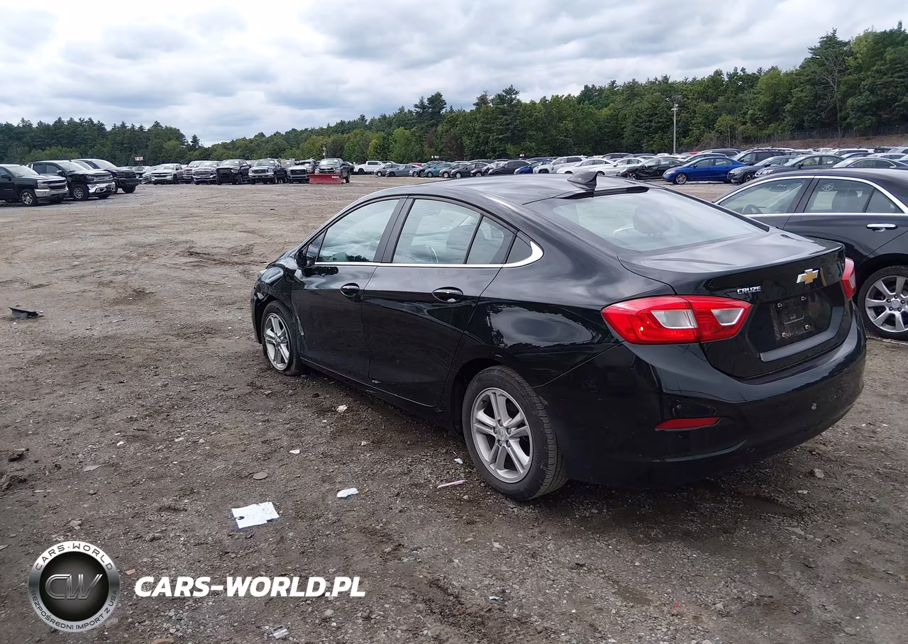 2017 Chevrolet Cruze Lt Auto VIN:1G1BE5SM0H7161631 - 3