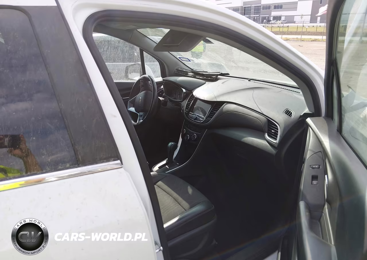 2019 Chevrolet Trax Lt VIN:KL7CJLSB2KB853322 - 5