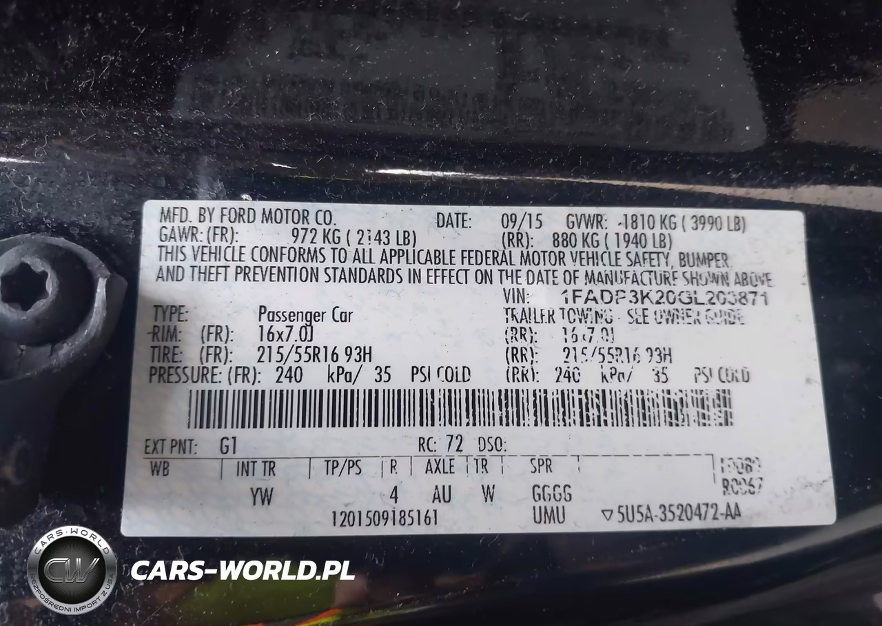 2016 Ford Focus Se VIN:1FADP3K20GL203871 - 9