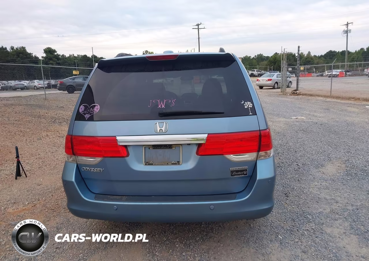 2010 Honda Odyssey Touring VIN:5FNRL3H90AB043727 - 16