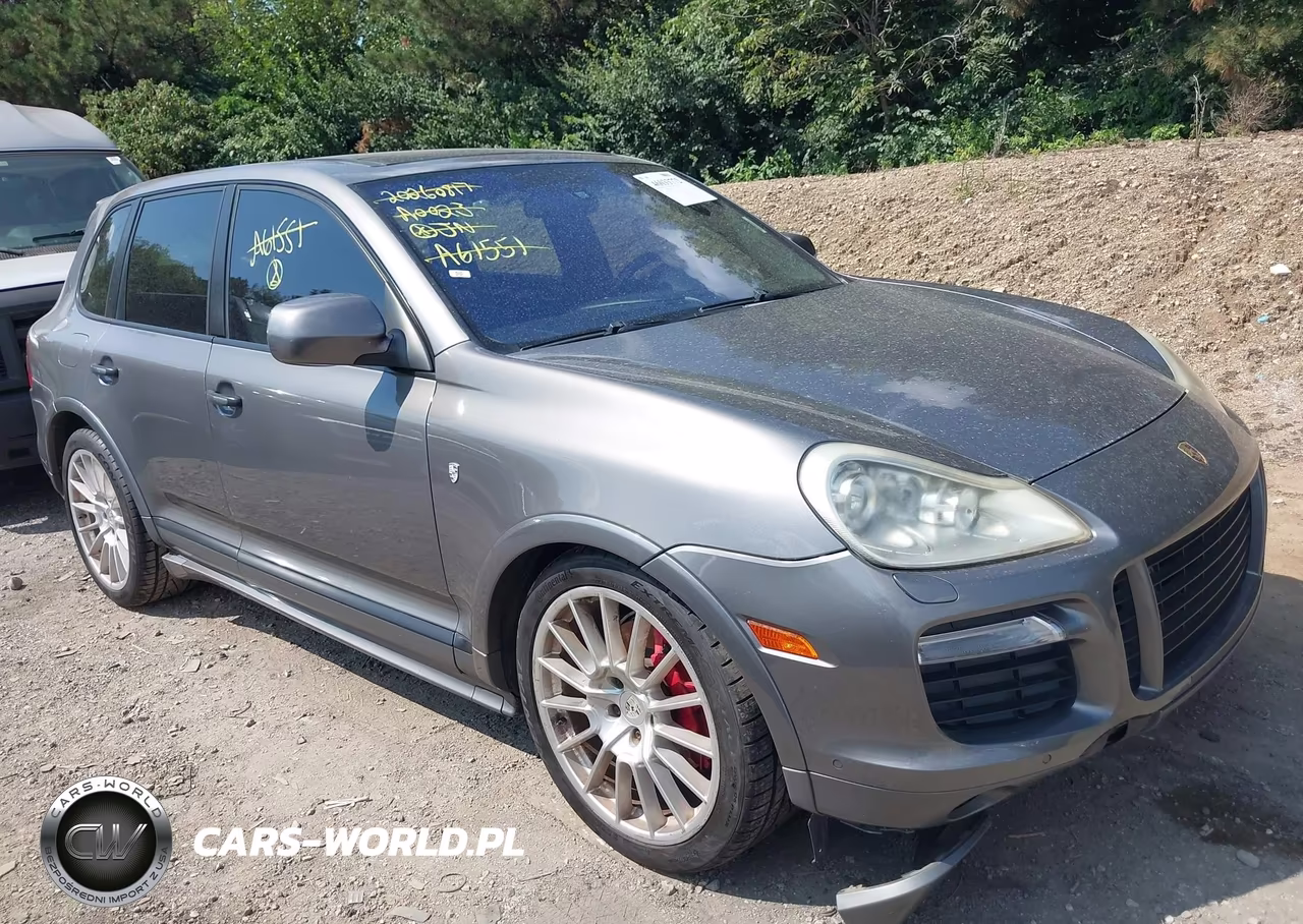 2010 Porsche Cayenne Gts