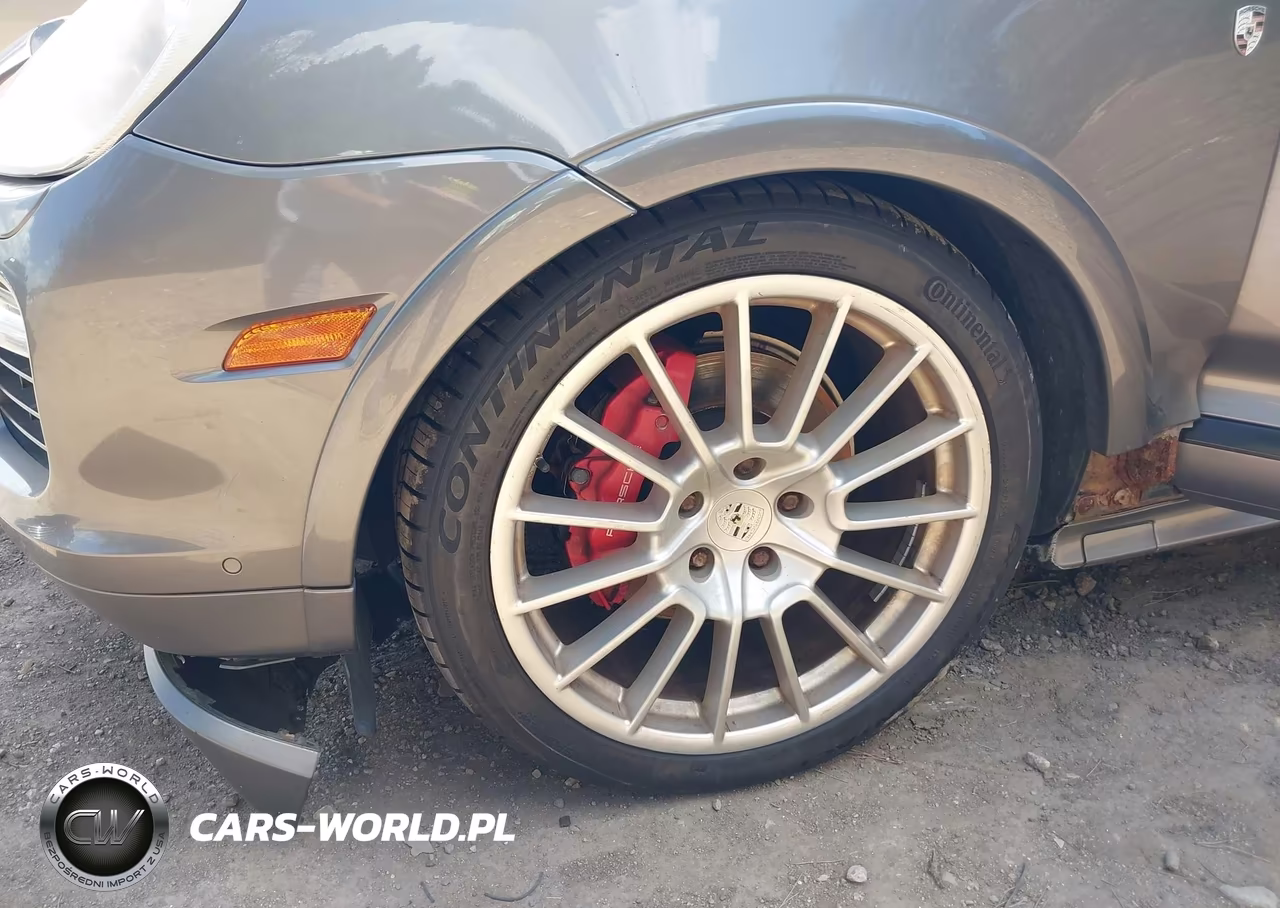 2010 Porsche Cayenne Gts VIN:WP1AD2AP1ALA61551 - 13