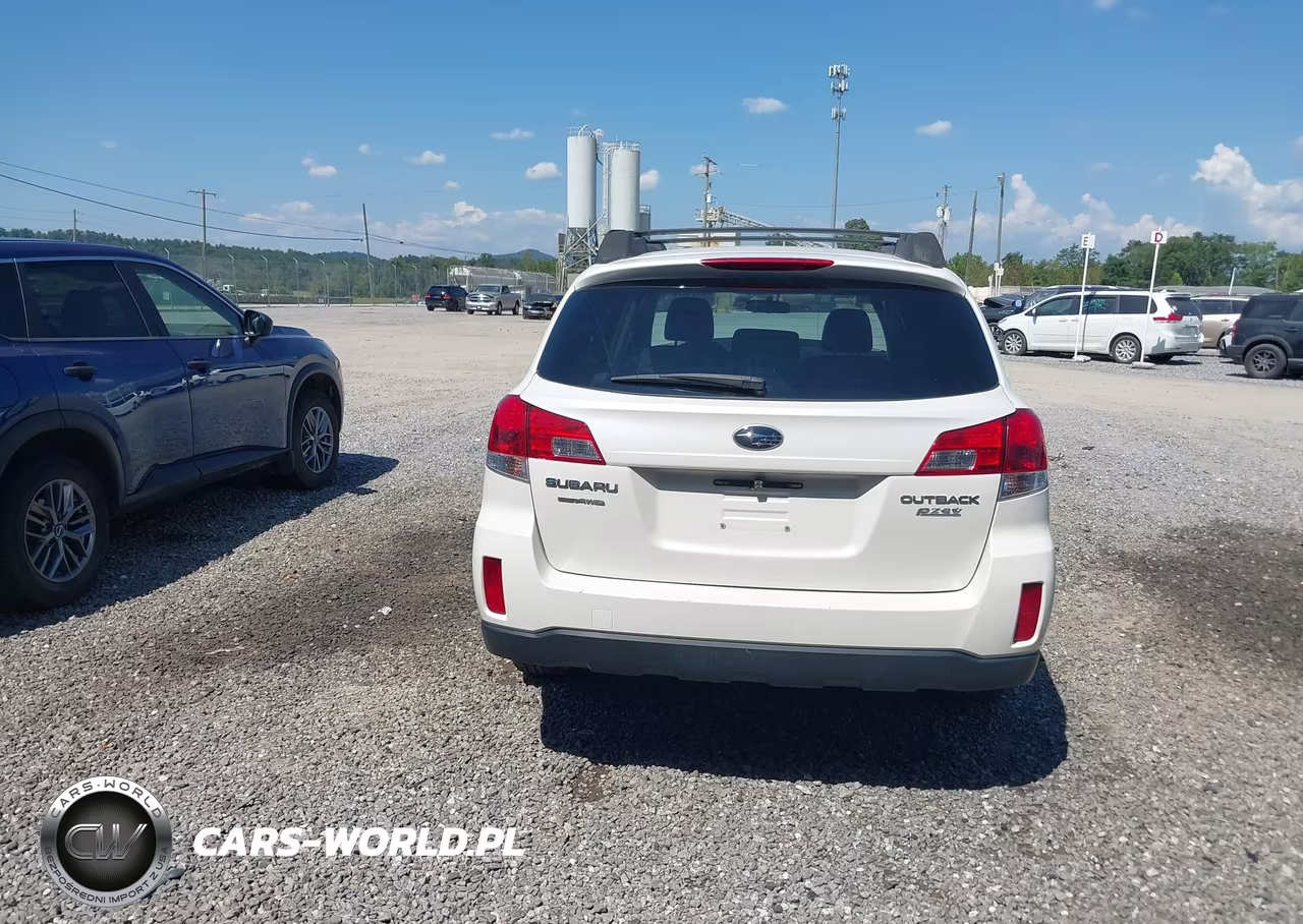 2013 Subaru Outback 2.5I Premium VIN:4S4BRBCCXD3244612 - 16