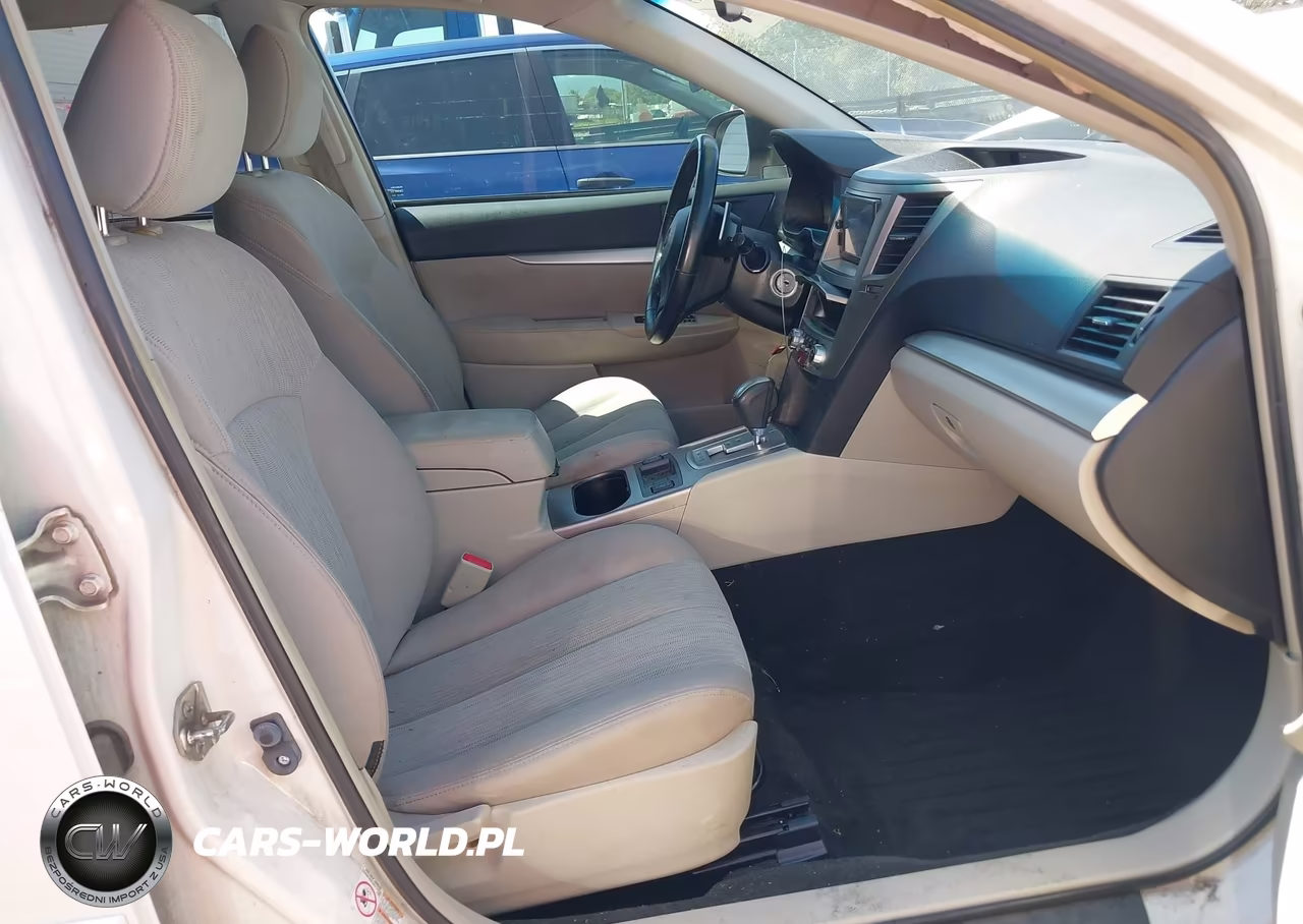 2013 Subaru Outback 2.5I Premium VIN:4S4BRBCCXD3244612 - 5