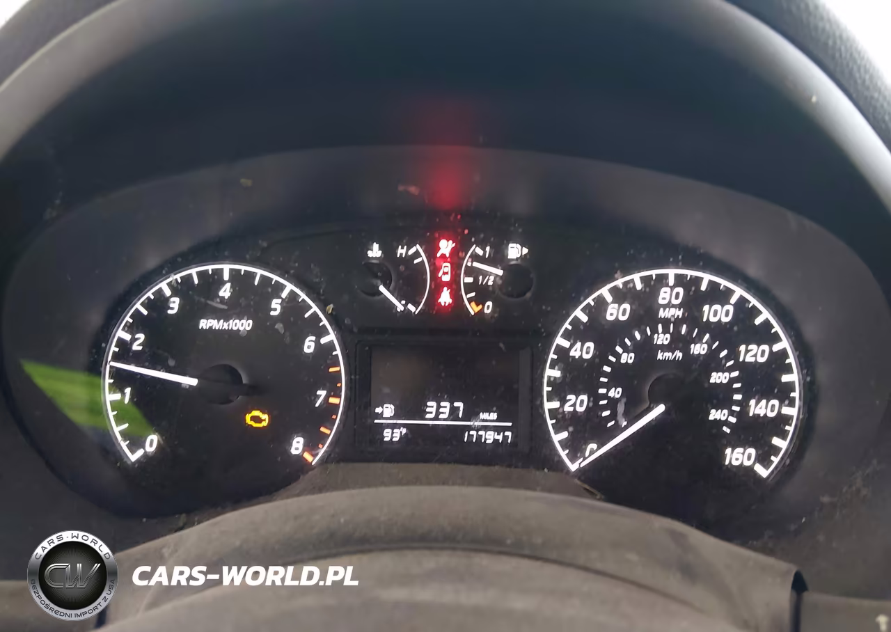 2017 Nissan Sentra S VIN:3N1AB7AP5HY376149 - 7