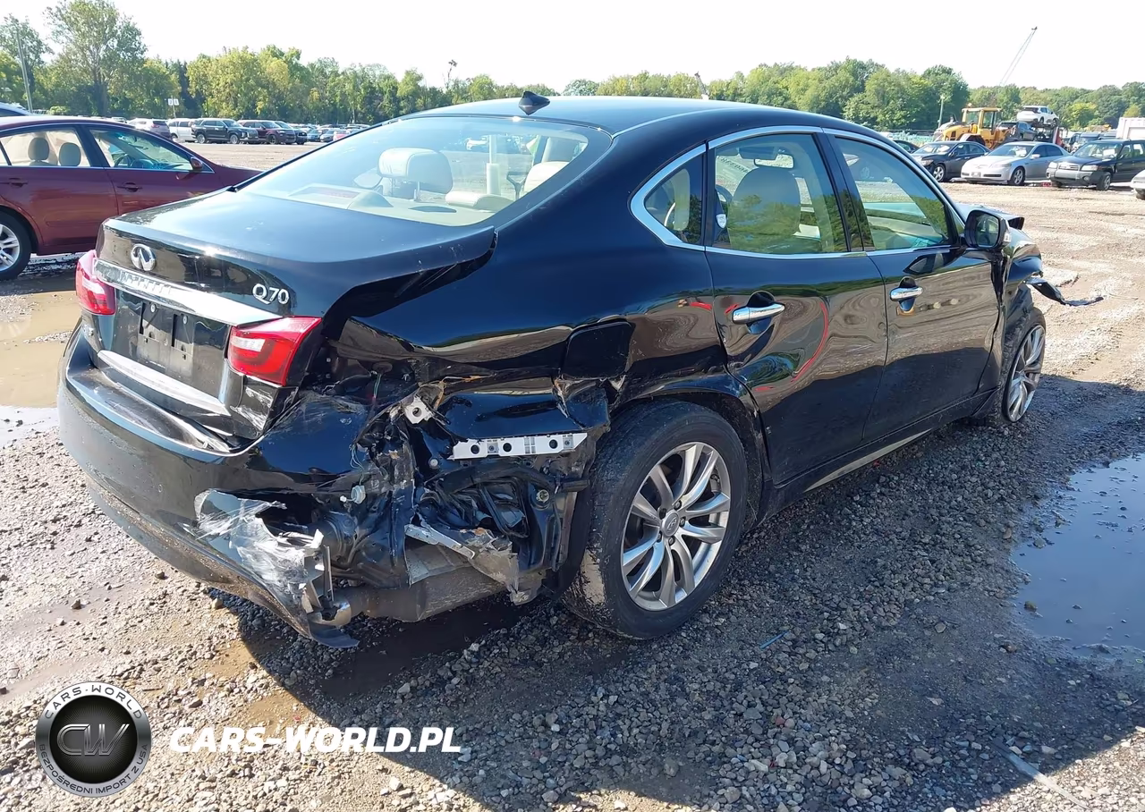 2015 Infiniti Q70 3.7X VIN:JN1BY1ARXFM561587 - 4
