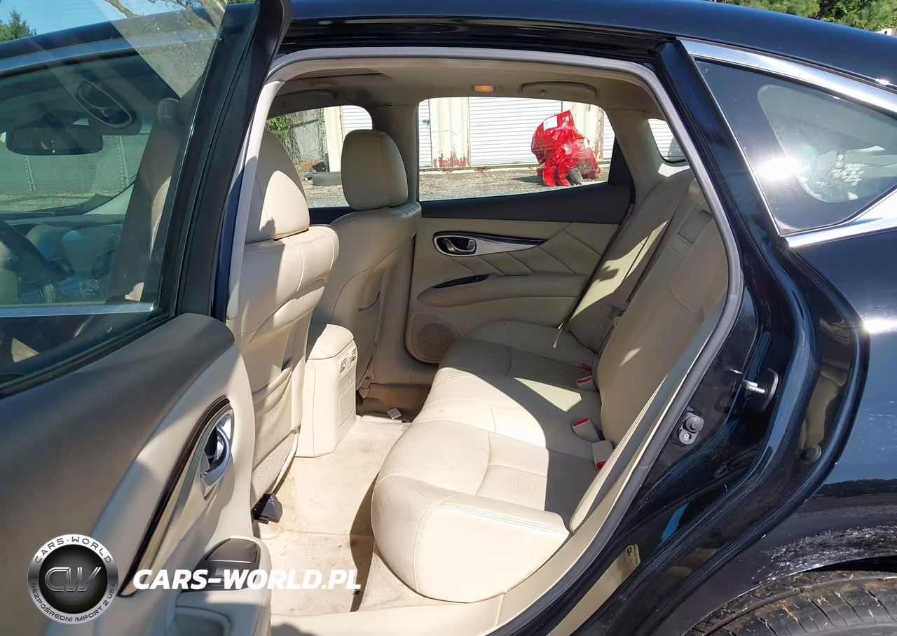 2015 Infiniti Q70 3.7X VIN:JN1BY1ARXFM561587 - 8