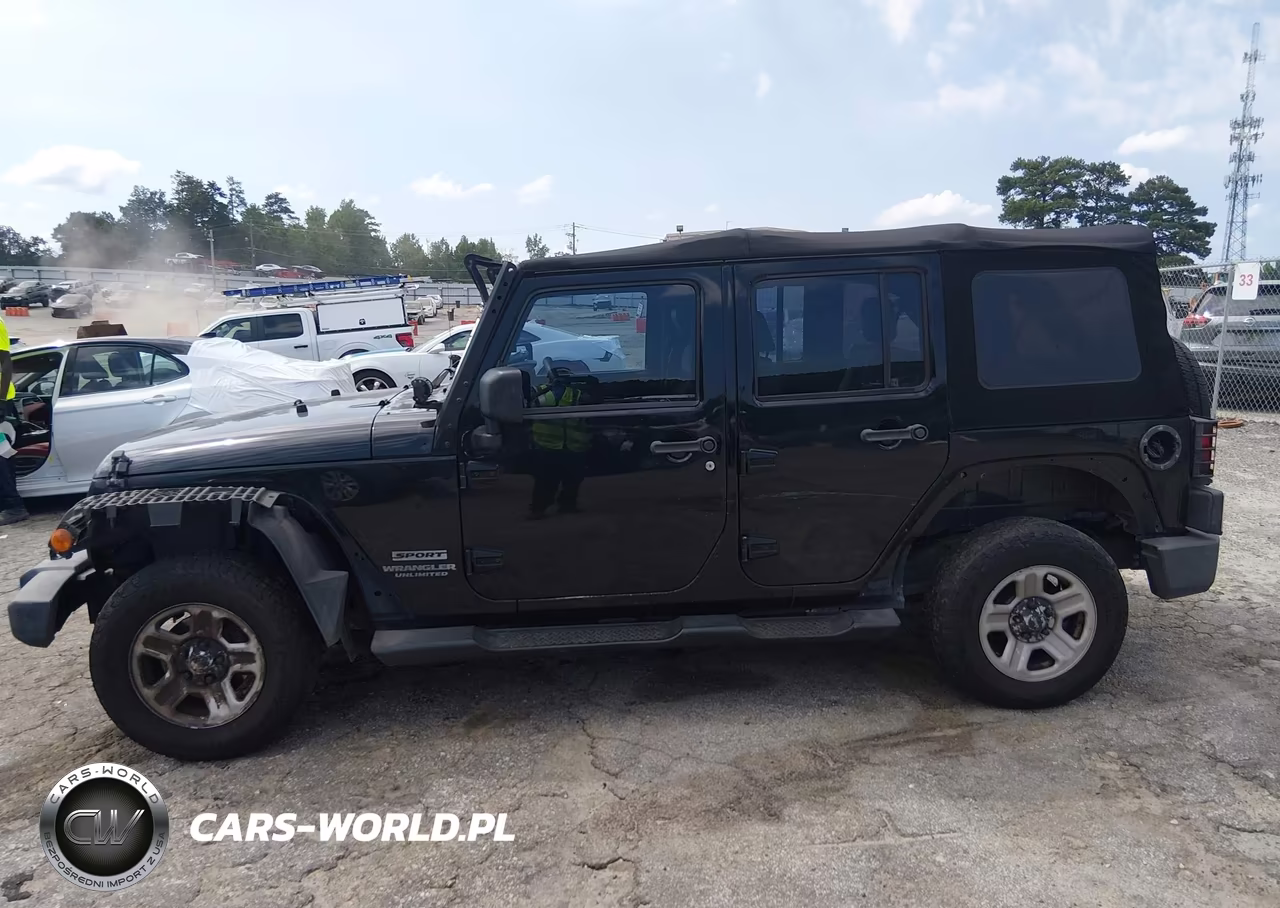 2010 Jeep Wrangler Unlimited Sport VIN:1J4BB3H14AL214467 - 15