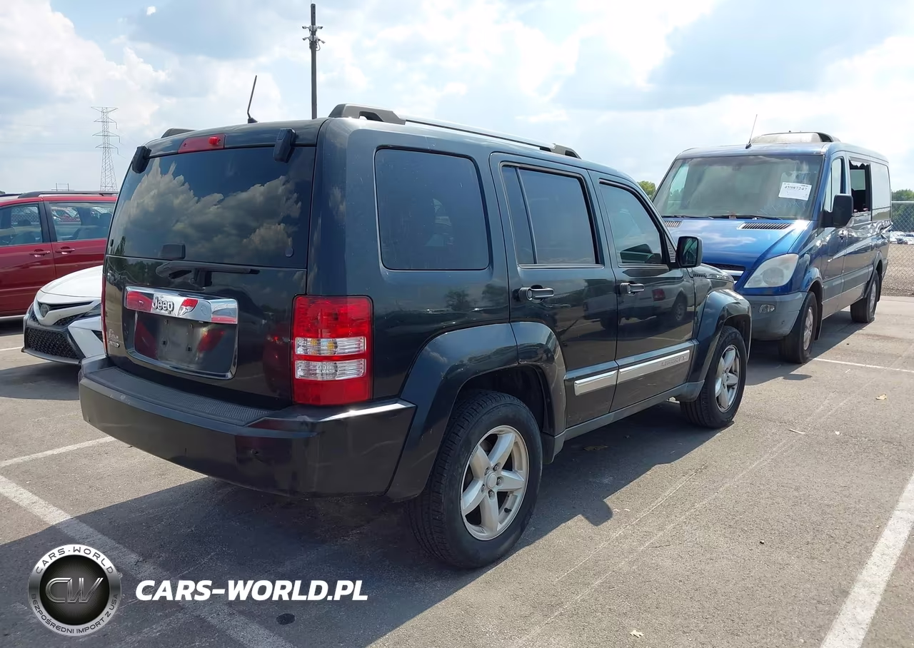 2012 Jeep Liberty Limited Edition VIN:1C4PJLCKXCW121968 - 4