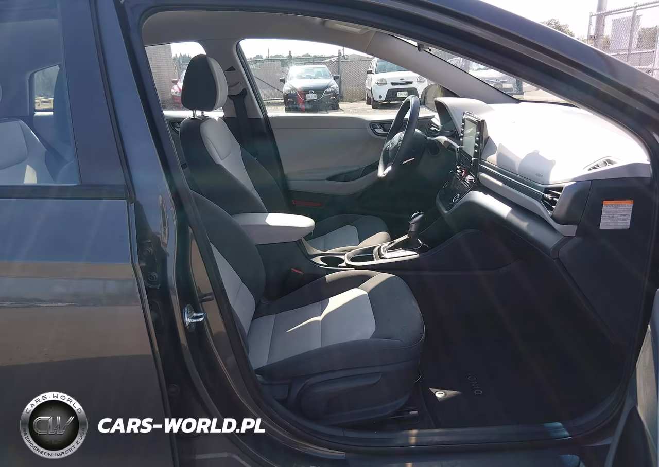 2020 Hyundai Ioniq Hybrid Blue VIN:KMHC65LC5LU221682 - 5