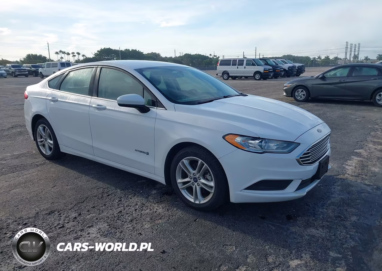 2018 Ford Fusion Hybrid S VIN:3FA6P0UU8JR271561 - 1