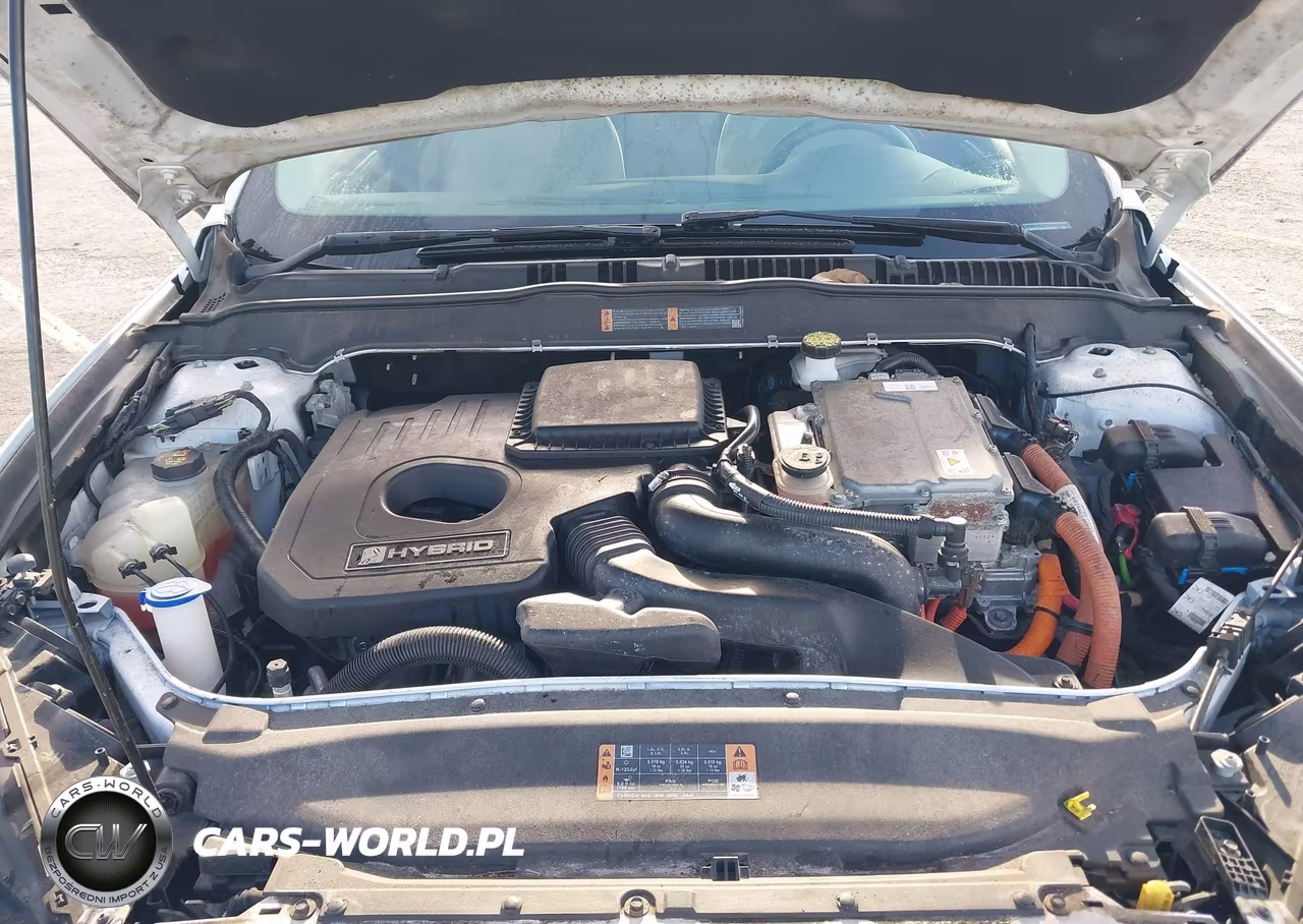 2018 Ford Fusion Hybrid S VIN:3FA6P0UU8JR271561 - 10