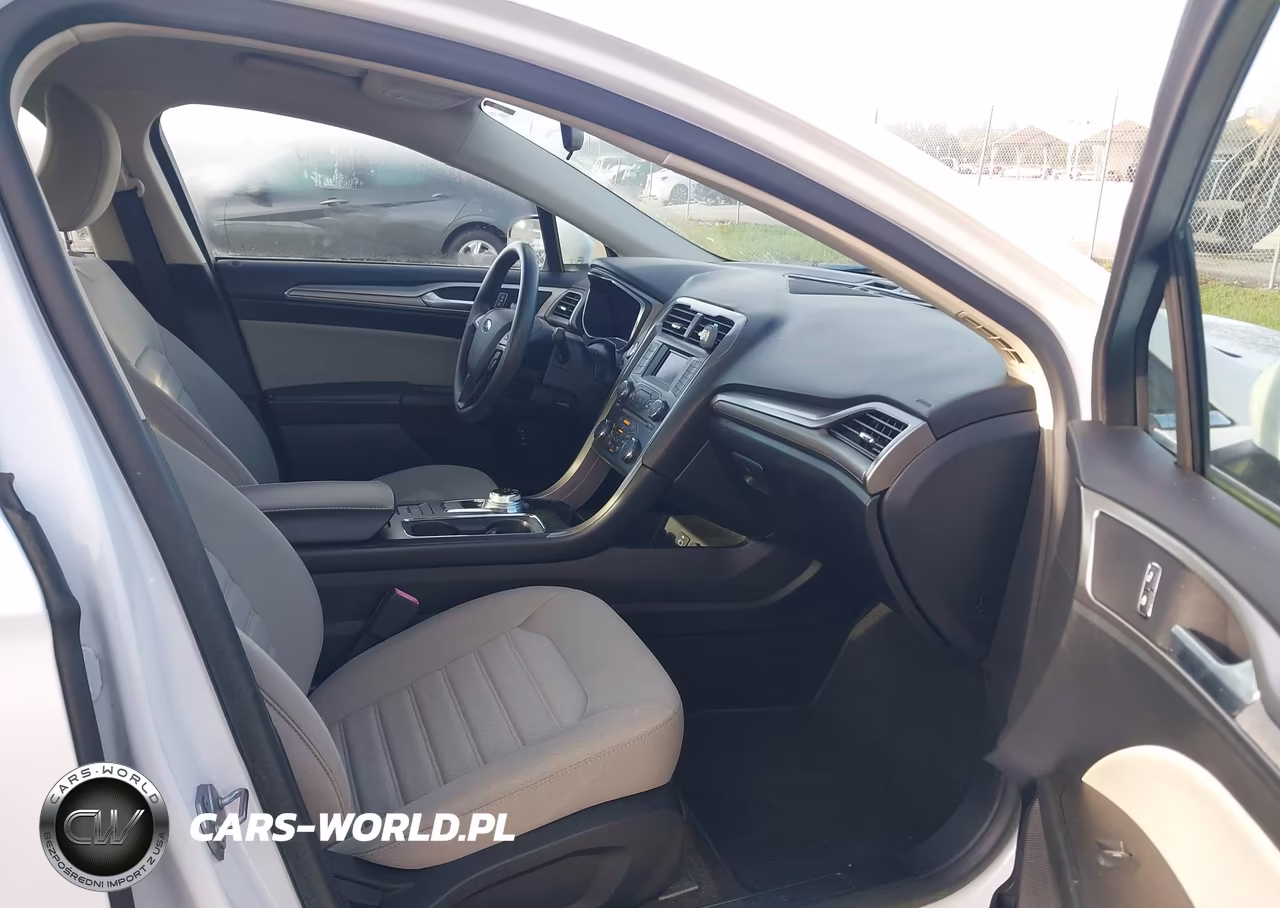 2018 Ford Fusion Hybrid S VIN:3FA6P0UU8JR271561 - 5