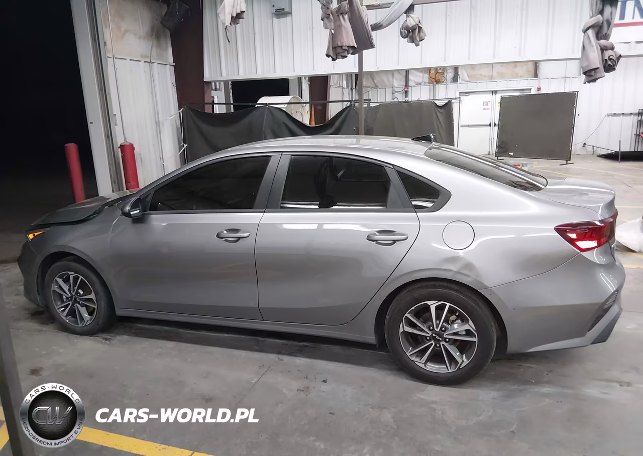 2023 Kia Forte Lxs VIN:3KPF24AD6PE621919 - 14