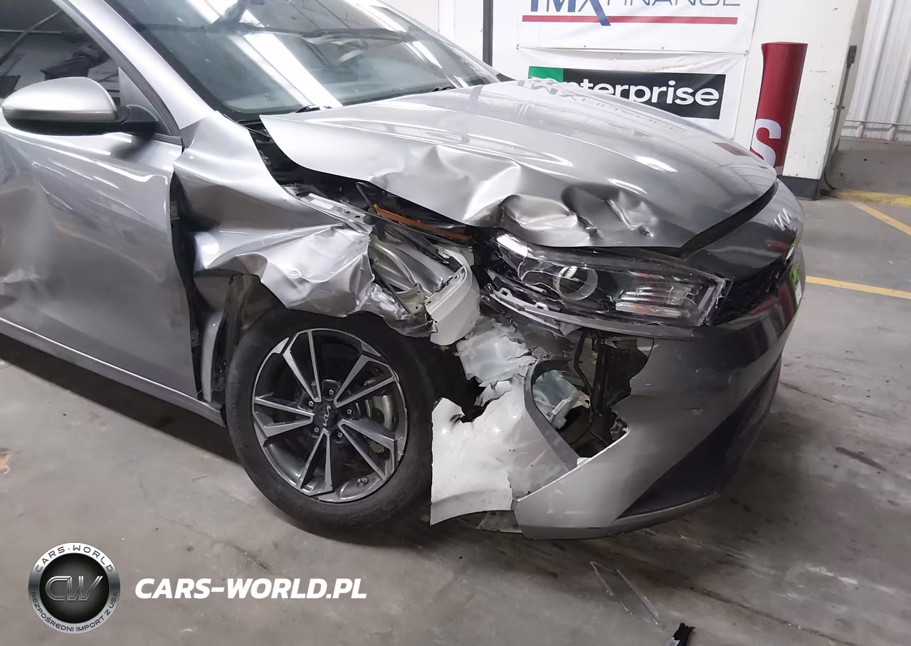 2023 Kia Forte Lxs VIN:3KPF24AD6PE621919 - 6