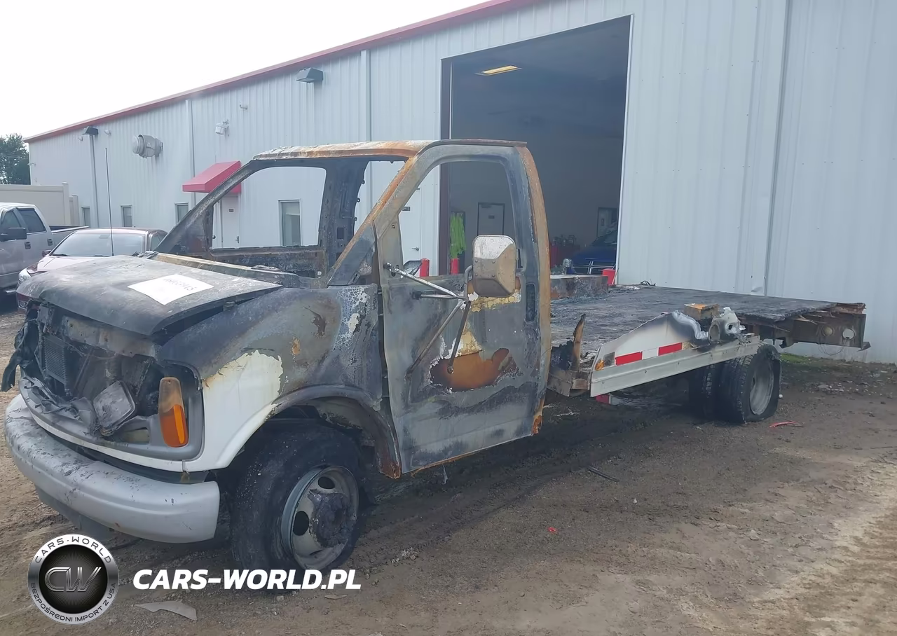 2002 Chevrolet Express Comm Cutaway VIN:1GBHG31R621104975 - 2