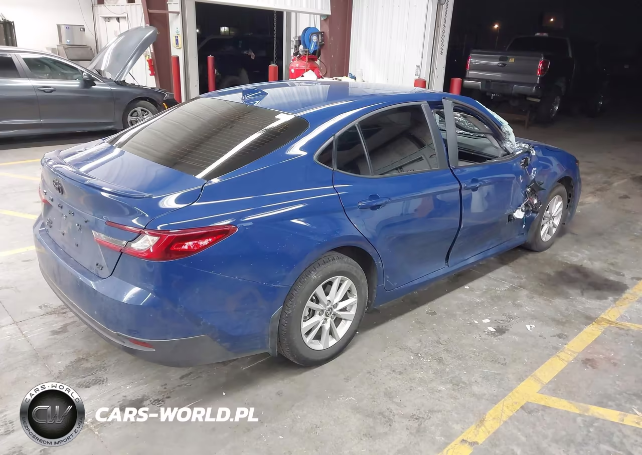 2026 Toyota Camry Le VIN:4T1DBADKXTU045811 - 4