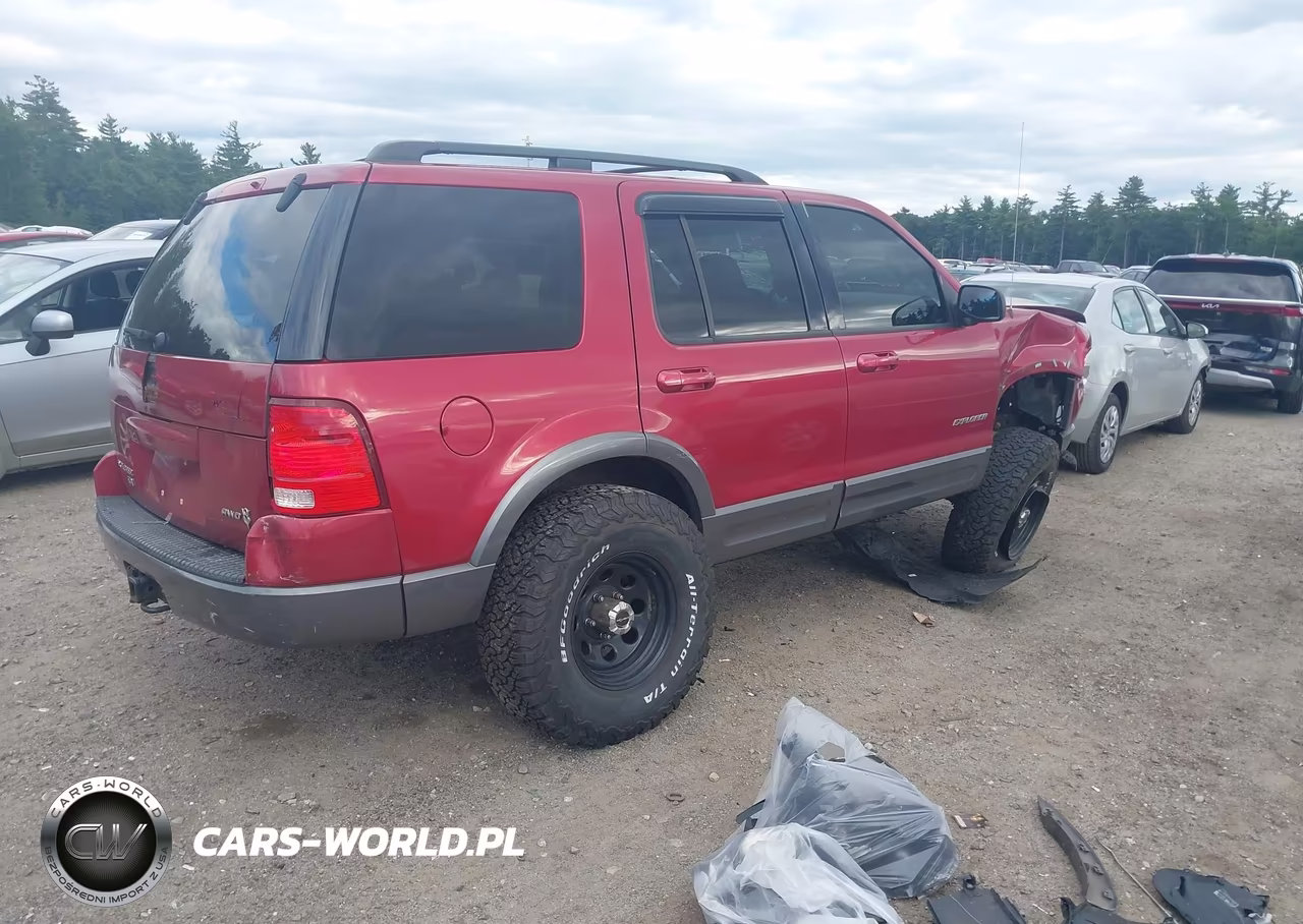 2004 Ford Explorer Xlt VIN:1FMZU83W04UB00751 - 4