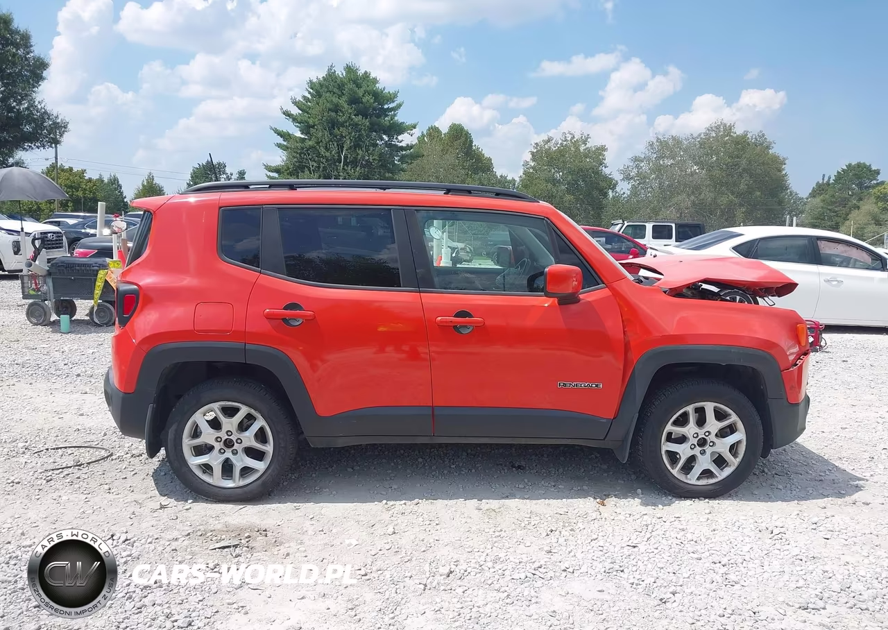 2018 Jeep Renegade Latitude 4X4 VIN:ZACCJBBB2JPJ51628 - 13