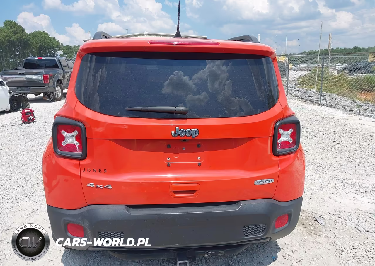 2018 Jeep Renegade Latitude 4X4 VIN:ZACCJBBB2JPJ51628 - 16