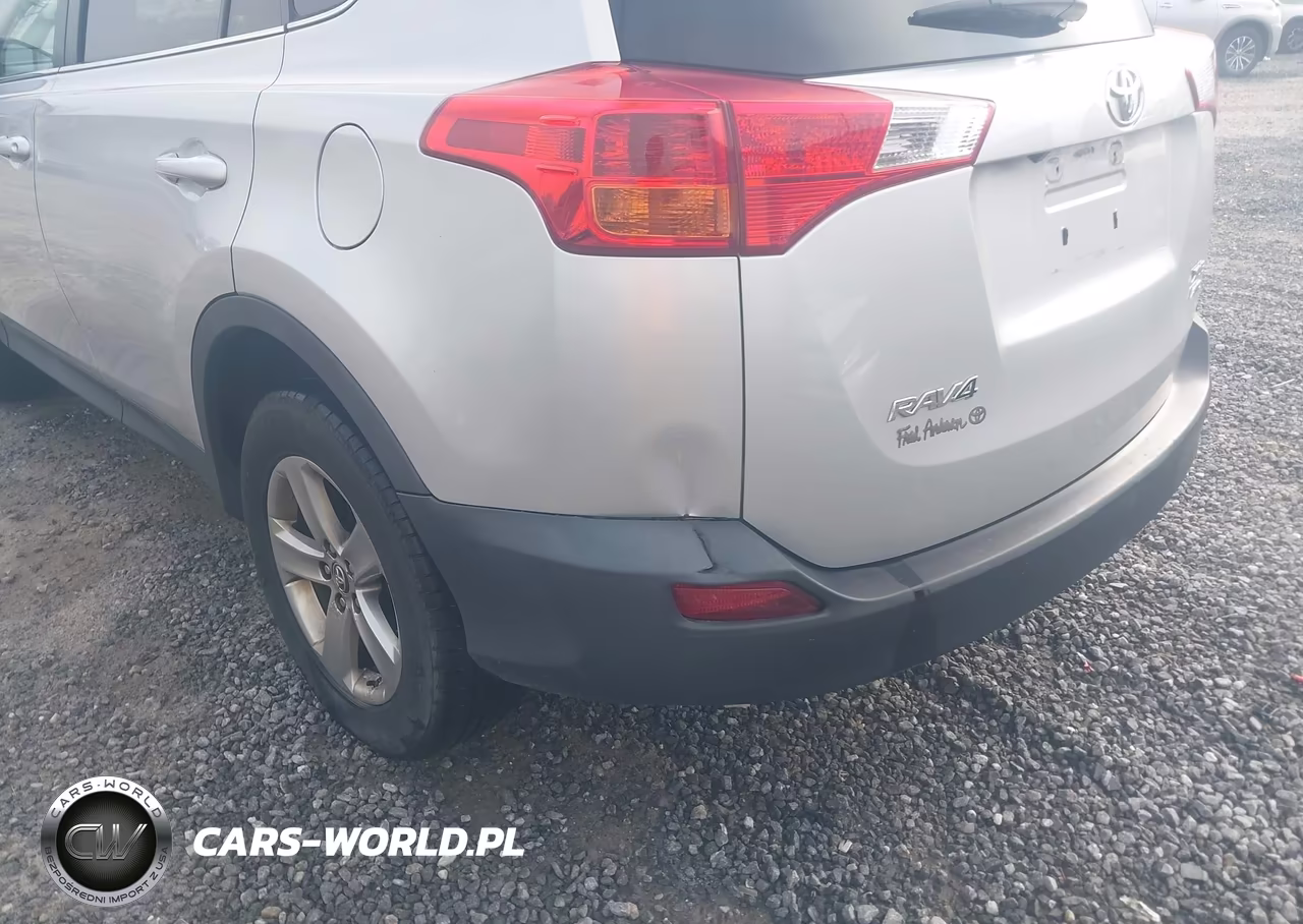 2015 Toyota Rav4 Xle VIN:2T3RFREV4FW351450 - 18