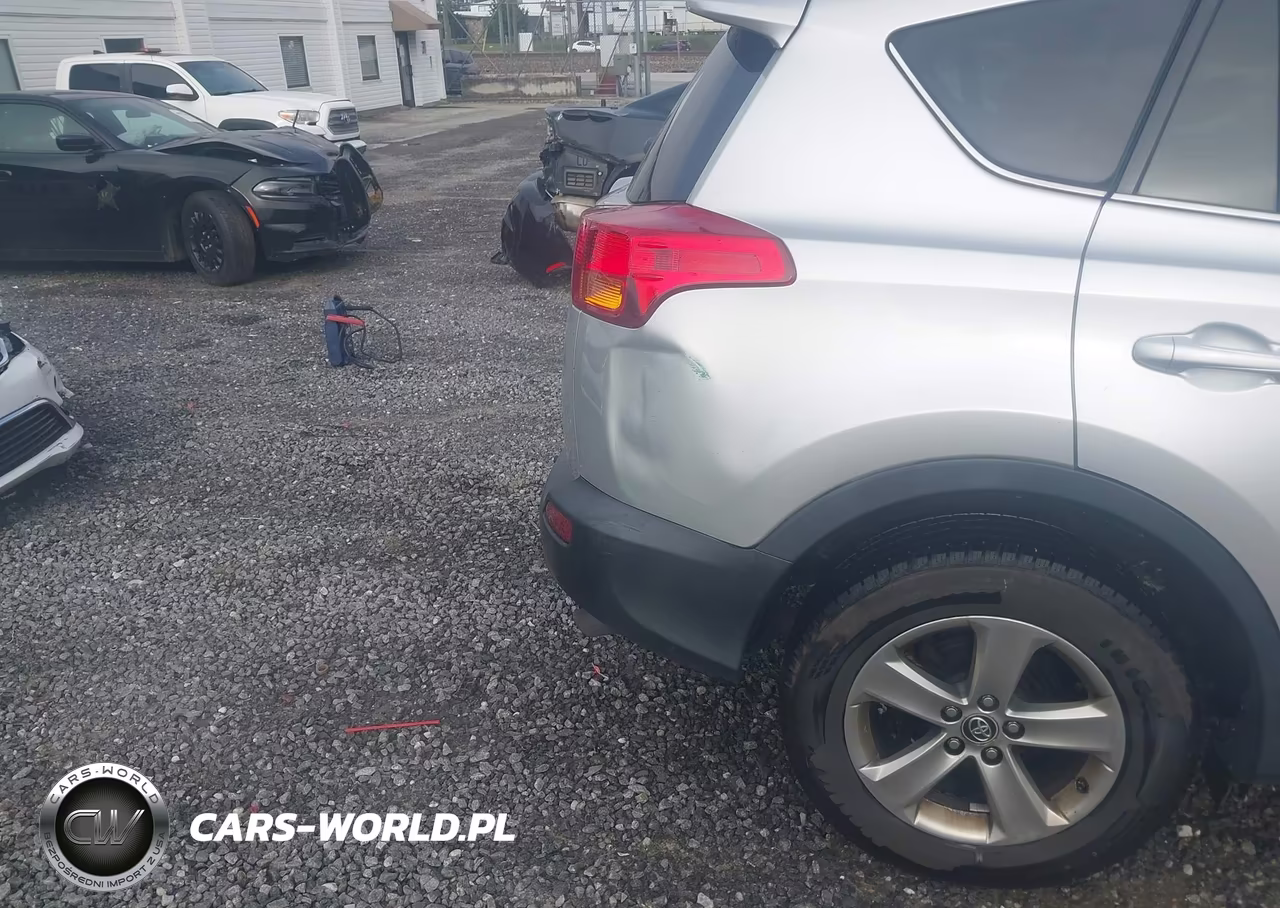 2015 Toyota Rav4 Xle VIN:2T3RFREV4FW351450 - 6